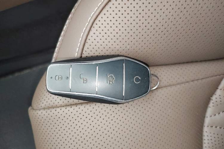 Used BYD Han 2023 DM-i Champion Edition 121KM Prestige Model