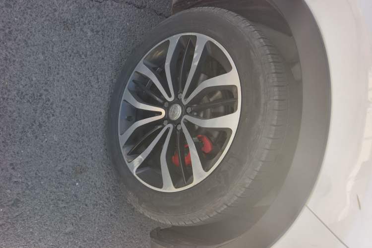 Used Brilliance V3 2015 1.5T Manual Urban Model
