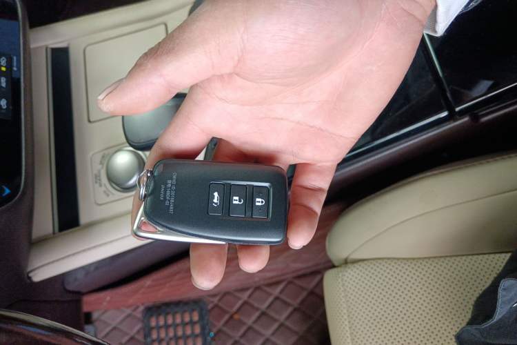 Used Lexus ES 2015 200 Elite Edition Vehicle Key