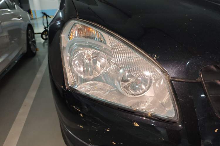 Used Nissan Qashqai 2008 20X LE CVT 2WD Right Front Headlight