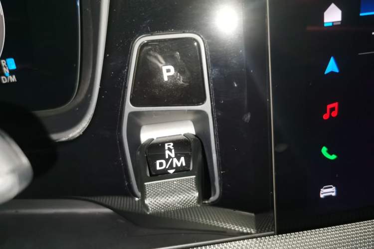 Used Porsche Cayenne 2024 Cayenne 3.0T Gear Lever