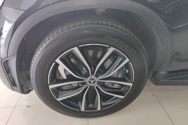 Used Mercedes-Benz GLC 2022 Second Facelift GLC 260 L 4MATIC Luxury Edition
