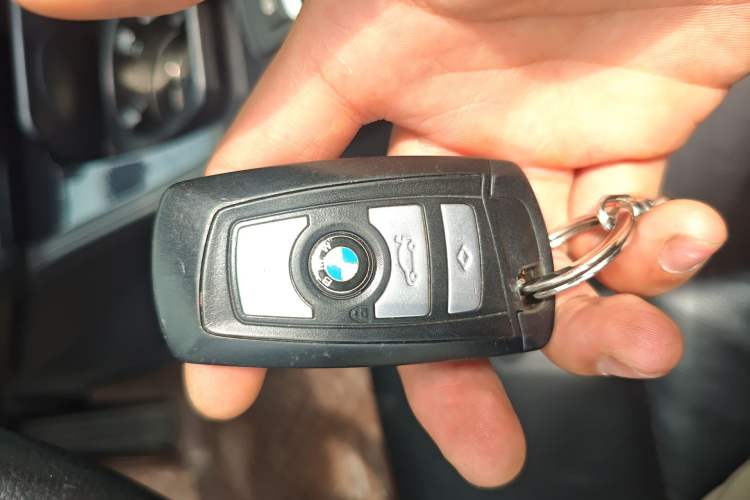 Used BMW 5 Series 2013 520Li Elegant Edition
