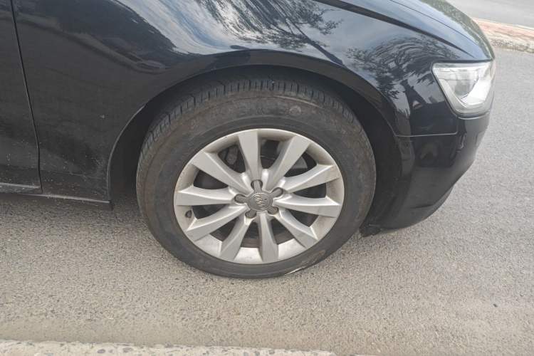 Used Audi A6L 2014 TFSI Standard Model Right Front Wheel Hub