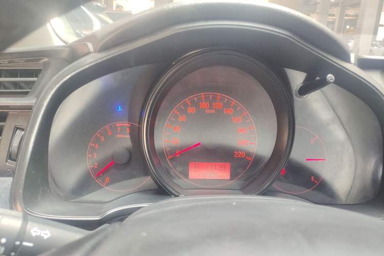 Used Honda Fit 2018 1.5L CVT Comfort Sunroof Version