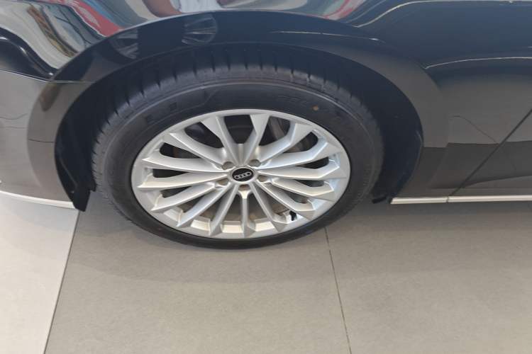 Used Audi A8 2022 A8L 50 TFSI quattro Comfort Edition Collector's Model
