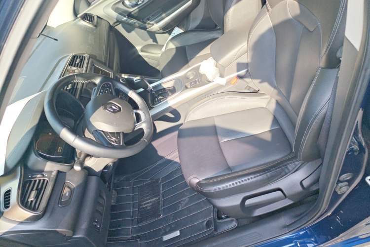 Used Renault Kadjar 2017 2.0L Two-Wheel-Drive Leading Edition