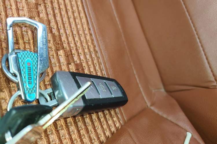 Used Zotye T700 2017 1.8T Dual-Clutch Luxury Model
