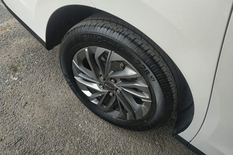 Used SAIC MAXUS G50 2023 PLUS 1.5T Happiness-Recommended Automatic Escort Edition
