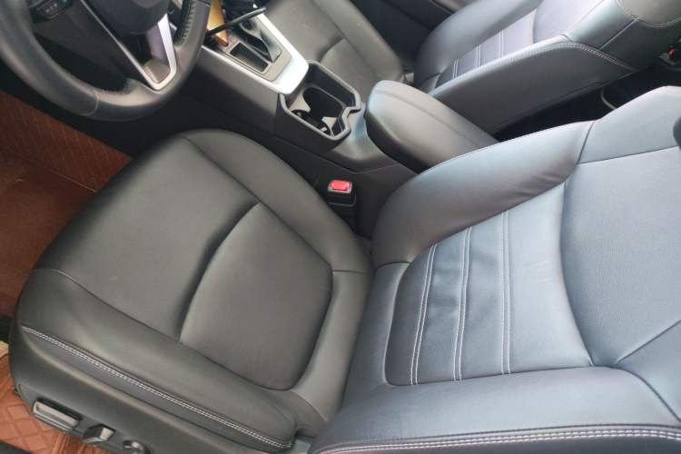 Used Toyota RAV4 2023 2.0L CVT Two-Wheel Drive Fashion Plus Edition Left Front Seat