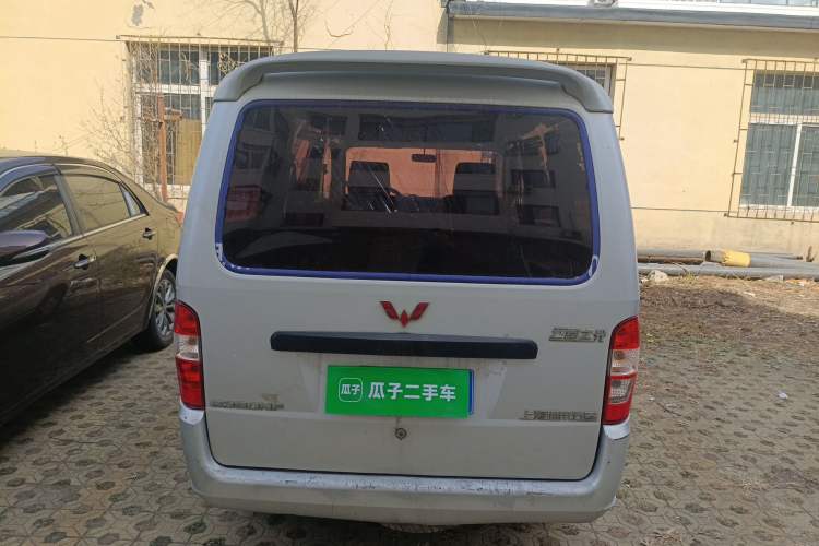 Used Wuling Zhiguang 2010 1.0L New Version Liye Style with Shorter Body
