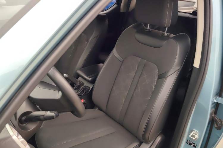 Used Great Wall King Kong Poer 2022 2.0T Manual Diesel Two-Wheel Drive Elite Version with Long Bed GW4D20M Left Front Seat