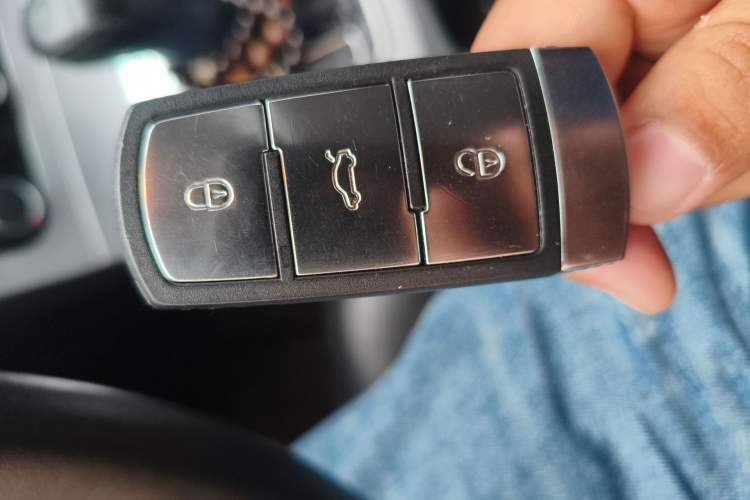 Used Volkswagen Magotan 2016 1.8TSI Smart Comfort Model
