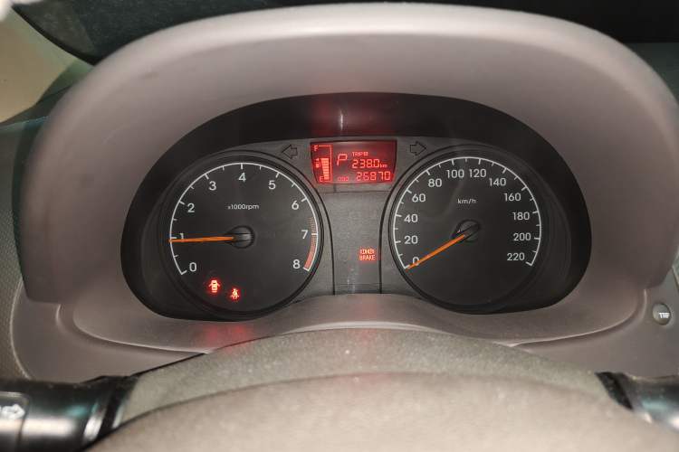 Used Hyundai Verna (older generation) 2010 Sedan 1.4L Automatic Comfort Model GS
