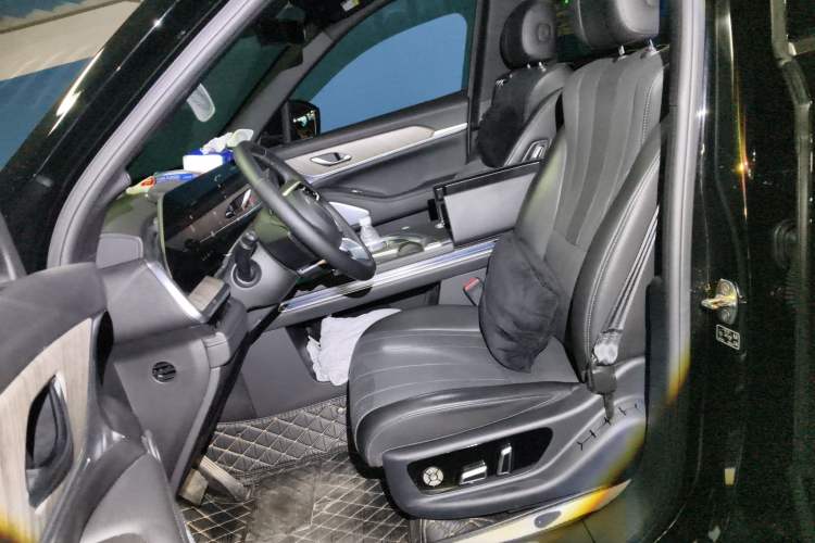 Used Wey Lanshan 2023 Four-Wheel Drive Ultra-Long Range Version
