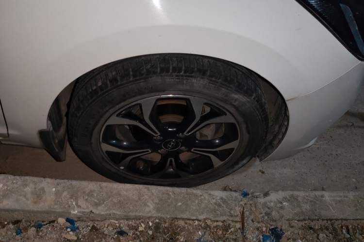 Used Hyundai Verna (new generation) 2016 1.6L Automatic Elite Edition TOP
