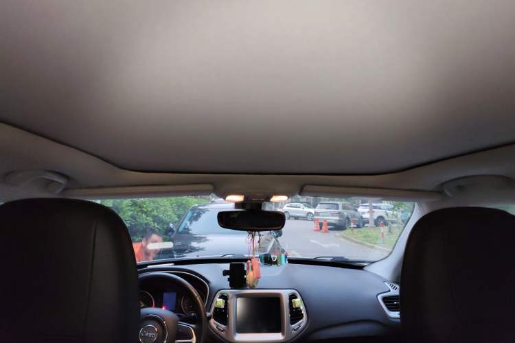 Used Jeep Compass 2020 220T Automatic Leading Edition
