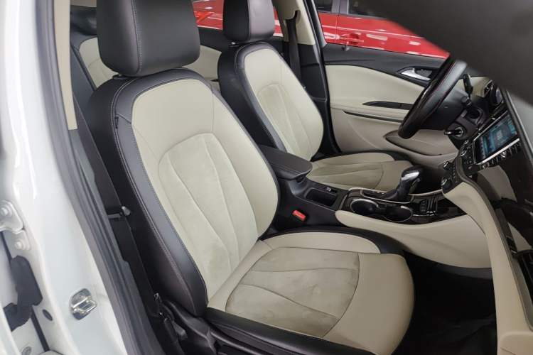 Used Buick Verano 2019 Sedan 15S Automatic Leading Model Right Front Seat