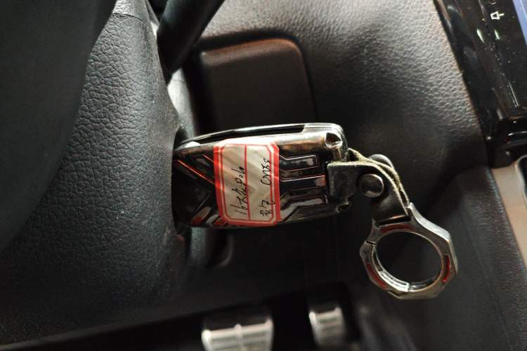 Used Volkswagen Polo 2016 1.6L Cross Polo Automatic Interior 1