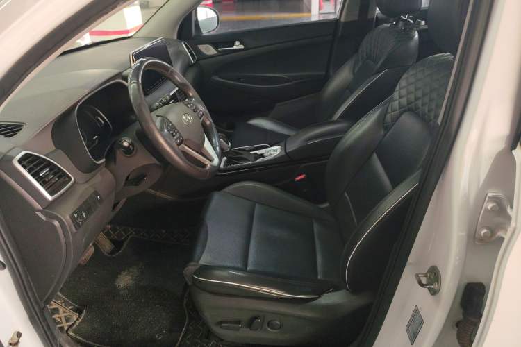 Used Hyundai Tucson 2019 280TGDi Dual-Clutch Two-Wheel Drive Fashion Edition China VI Standard Left Front Seat