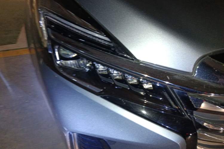 Used Buick GL8 2023 Land Executive Class 652T Smart Luxury Model
