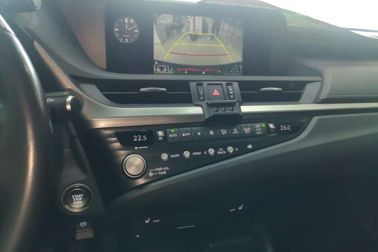 Used Lexus ES 2020 200 Excellence Edition
