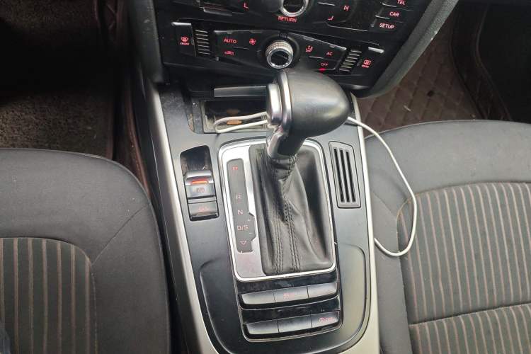 Used Audi A4L 2013 30 TFSI Automatic Comfort Model