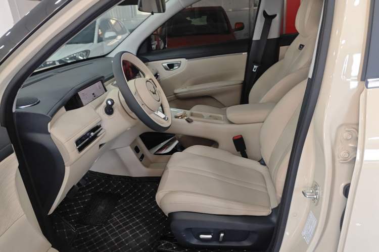 Used Wuling Bingo S 2025 Model 430km Flagship Edition Left Front Seat