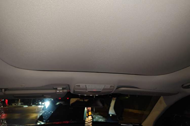 Used Mercedes-Benz E-Class New Energy 2023 E 350 e L Plug-in Hybrid Sedan
