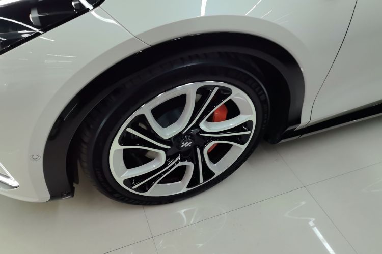 Used IM LS7 2023 100kWh Lux Rear-Drive Version