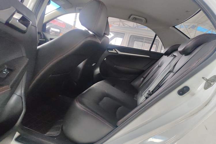 Used Geely Auto Vision 2016 1.5L Manual Happiness Edition