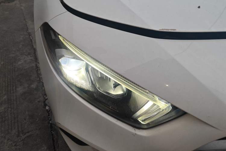Used Mercedes-Benz A-Class 2022 A 200 Dynamic Edition Right Front Headlight