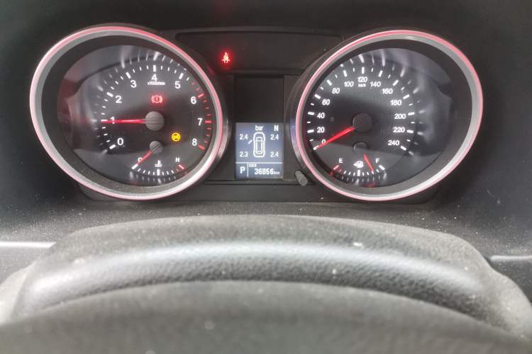 Used Haval M6 2019 1.5T DCT Two-Wheel Drive Elite Version China V Standard Odometer Close Up