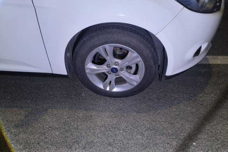 Used Ford Focus 2012 Sedan 1.6L Automatic Comfort Model