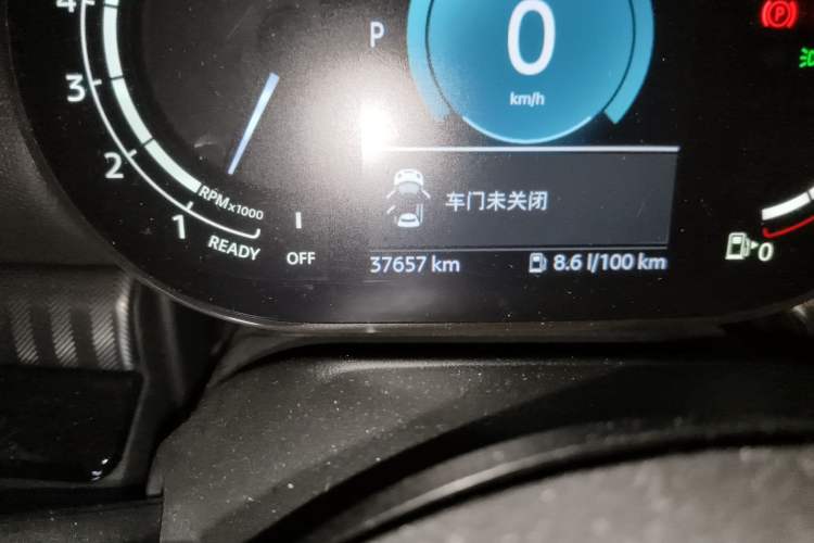 Used MINI Clubman 2022 2.0T COOPER S Odometer Close Up