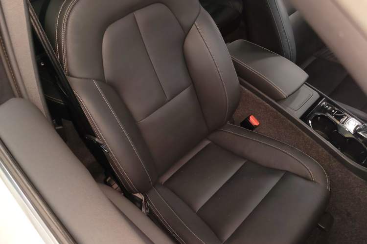 Used Volvo XC40 2020 T4 Four-Wheel Drive Smart Luxury Edition