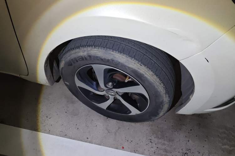 Used Toyota Levin 2017 Revised Dual-Engine 1.8H GS E-CVT Elite Sunroof Version China V Standard