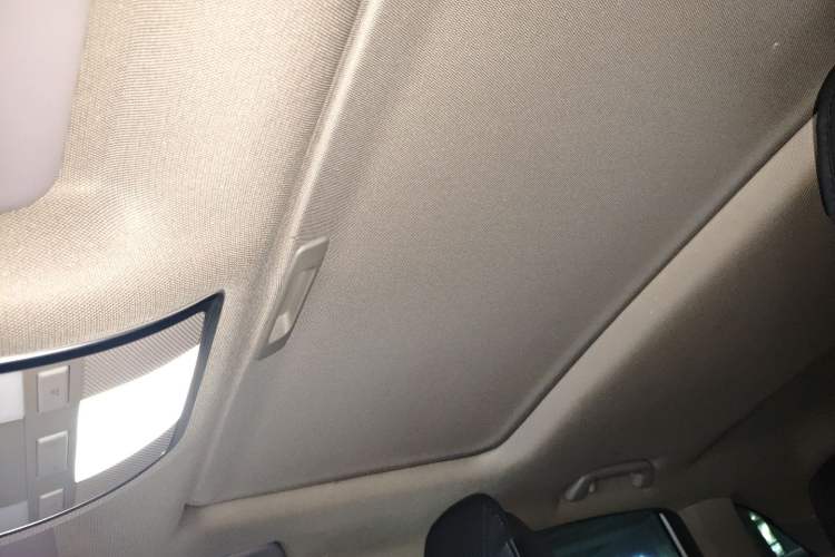 Used Zotye T600 Coupe 2017 1.5T Manual Luxury Model Headliner