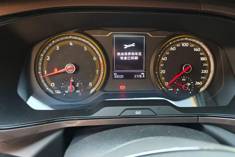 Used Volkswagen Tharu 2021 280TSI Two-Wheel Drive Comfort Edition Odometer Close Up