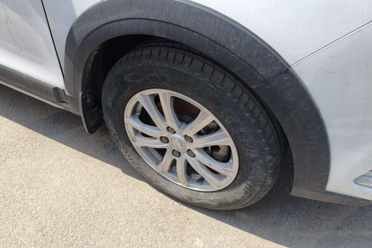 Used FORTHING SX6 2020 1.6L Manual Comfort Model China VI Standard Right Front Wheel Hub