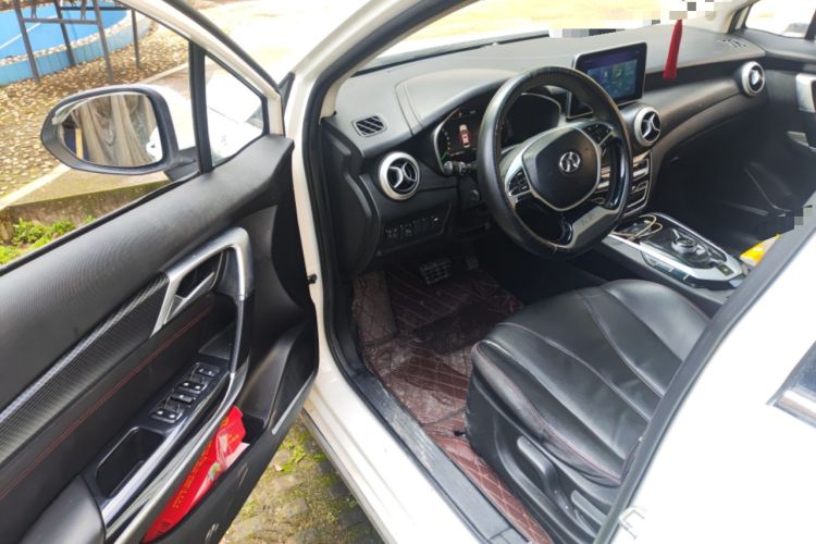 Used BAIC Beijing EU5 2018 R500 Smart Wind Edition
