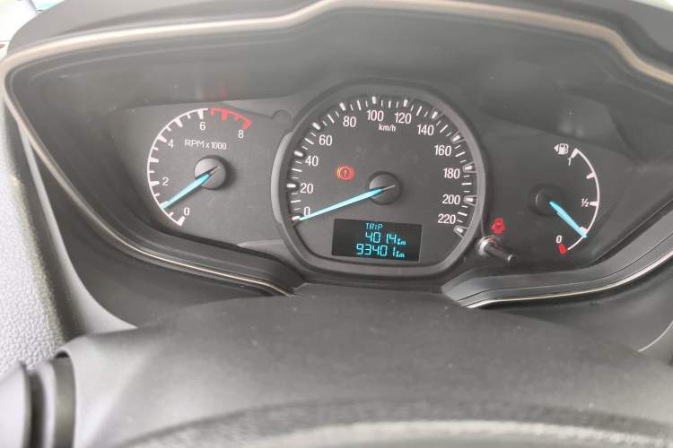 Used Ford Escort 2017 Revised Version 1.5L Manual Comfort Edition Odometer Close Up