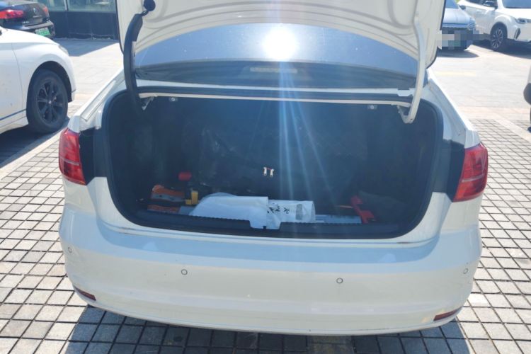 Used Volkswagen Sagitar 2015 1.6L Automatic Comfort Model