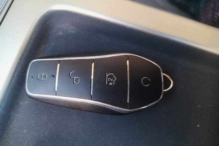 Used BYD Han 2025 DM-i Intelligent Driving Edition 245KM Prestigious Edition
