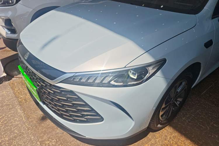 Used BYD Qin PLUS 2025 DM-i Smart Drive 120KM Superior Model