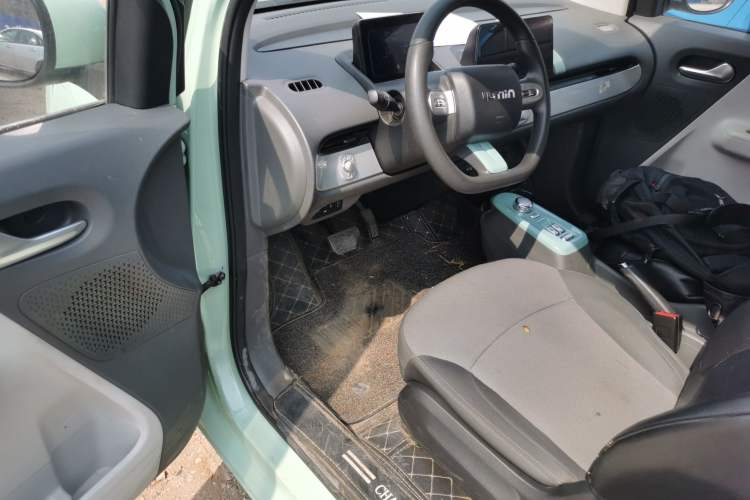 Used CHANGAN NEVO Lumin 2023 205km Xiangqin Version
