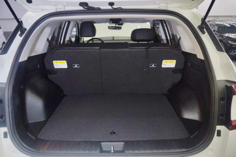 Used Hyundai ix35 2023 Musso 2.0L Deluxe Edition DLX
