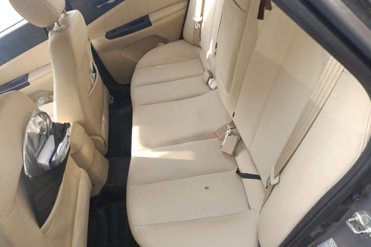 Used CHANGAN Eado 2015 1.6L Manual Luxury Model China IV Standard Left Rear Seat