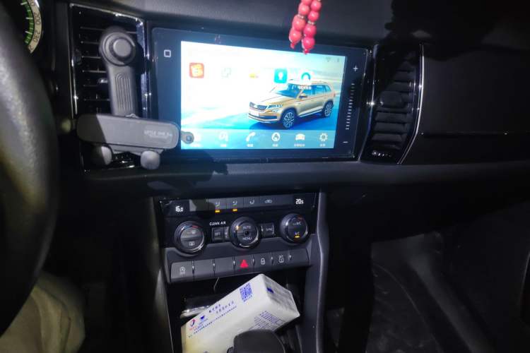 Used Skoda Kodiaq 2018 Facelifted TSI330 5-Seater Two-Wheel-Drive Comfort Edition
