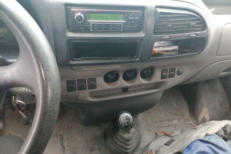 Used Ford Classic Transit 2013 2.8T Diesel Van Short Wheelbase Mid-Roof JX493ZLQ4